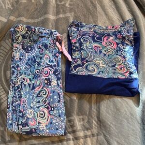 Lilly Pulitzer Women’s Blue and Pink Patterned PJ’s